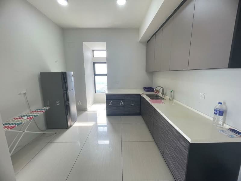 Condominium for Sale at Seri Riana Residence - Isfarizal fazz - Kitchen - PropertyGuru.com.my