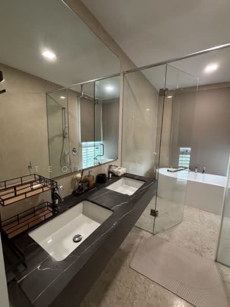 Condominium for Sale at Pavilion Hilltop - Teoh Yie Hao - Bathroom - PropertyGuru.com.my