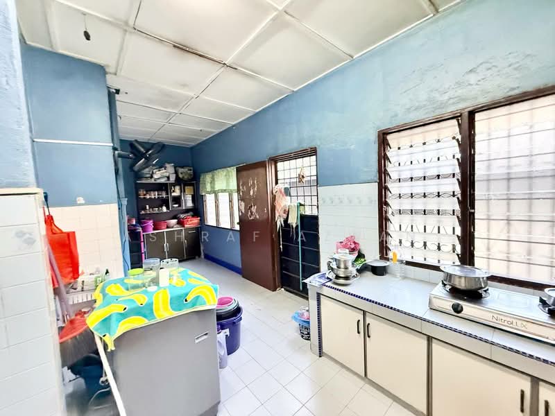 Rumah Teres 1 Tingkat untuk Dijual di Kajang (Selangor) - Ashraf Azwan - Kitchen - PropertyGuru.com.my