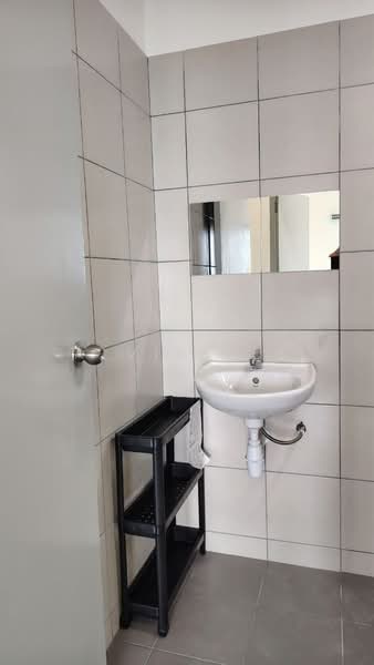 Servis Apartment untuk Disewa di Nexus @ Kajang Station (Tower C) - Alvin Lee - Bathroom - PropertyGuru.com.my