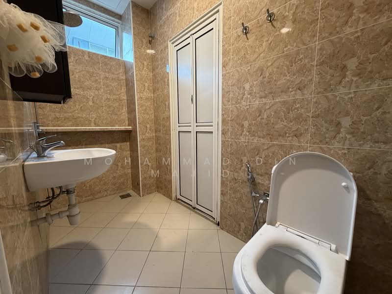 Rumah Berkembar untuk Dijual di Shah Alam (Selangor) - Mohammad Din Majid - Bathroom - PropertyGuru.com.my