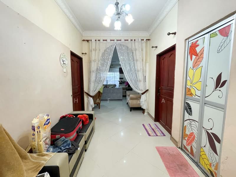Semi-Detached House for Sale in Kuala Kubu Baharu (Selangor) - Ashraf Azwan - Entrance - PropertyGuru.com.my