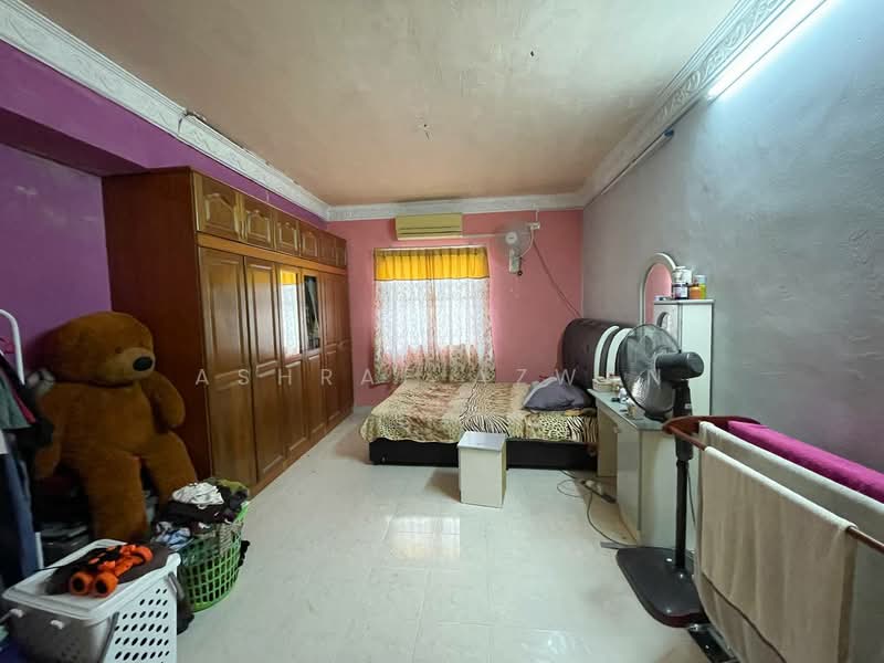 Semi-Detached House for Sale in Kuala Kubu Baharu (Selangor) - Ashraf Azwan - Bedroom - PropertyGuru.com.my