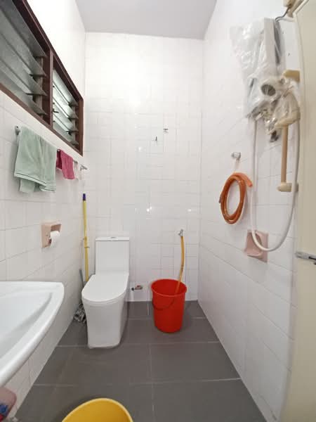 Rumah Teres 2 Tingkat untuk Dijual di Taman Eng Ann (Klang) - Jay Yong - Bathroom - PropertyGuru.com.my