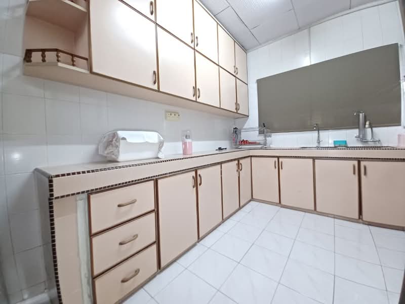 Rumah Teres 2 Tingkat untuk Dijual di Taman Eng Ann (Klang) - Jay Yong - Kitchen - PropertyGuru.com.my