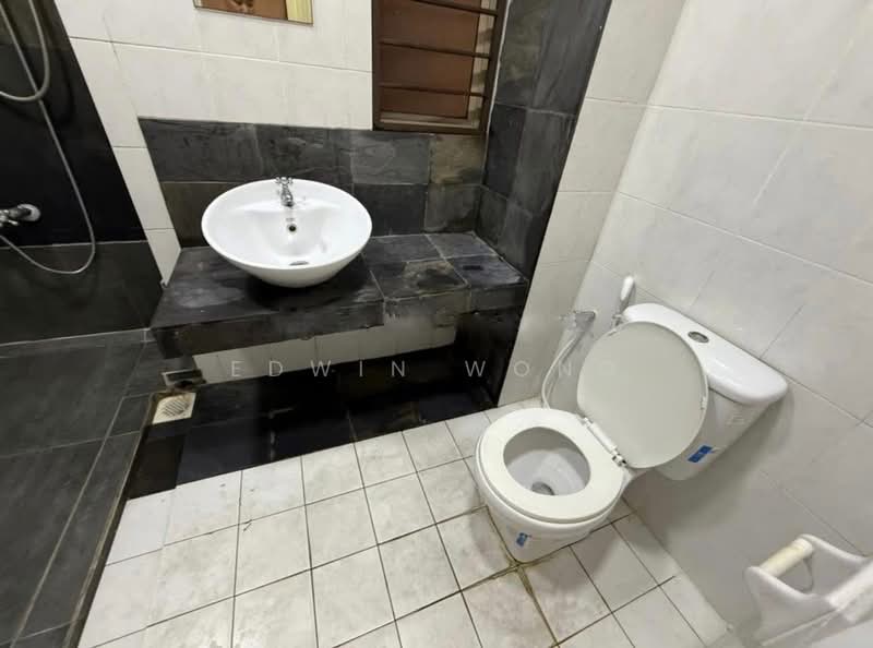 Service Residence for Rent at Ritze Perdana 1 - Edwin Wong - Bathroom - PropertyGuru.com.my