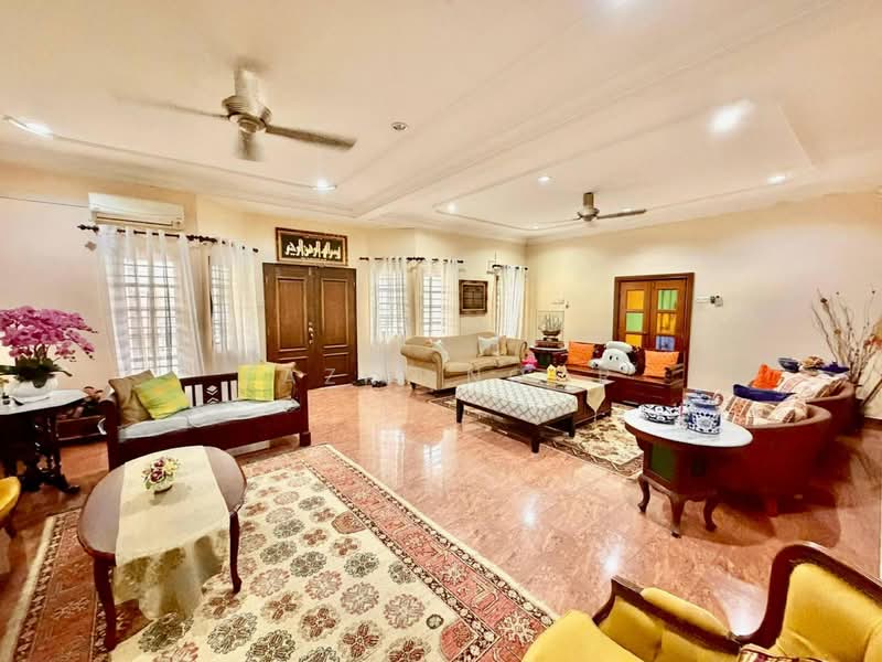 Bungalow for Sale in SS1 (Petaling Jaya) - Fazie Noor - Living Room - PropertyGuru.com.my