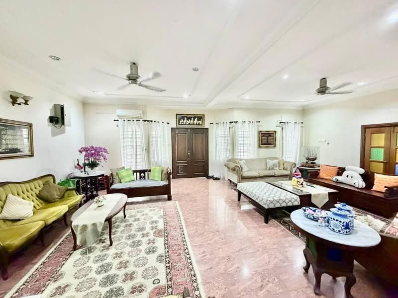 Bungalow for Sale in SS1 (Petaling Jaya) - Fazie Noor - Living Room - PropertyGuru.com.my