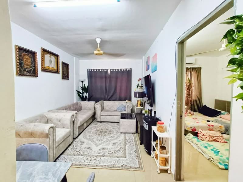 Apartment for Sale at Bandar Bukit Tinggi 1 Apartment - Ahmad Syafiq - Living Room - PropertyGuru.com.my