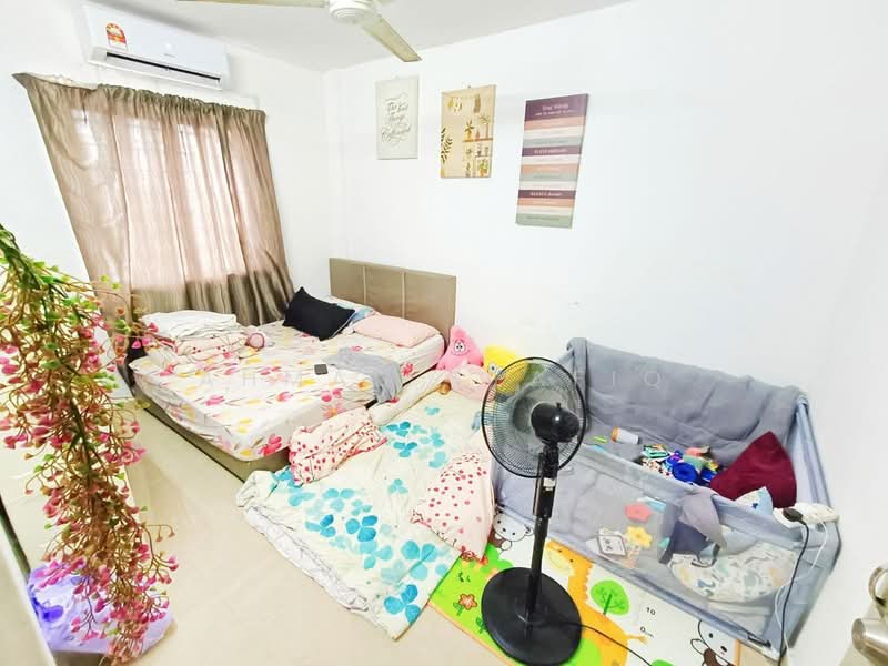 Apartment for Sale at Bandar Bukit Tinggi 1 Apartment - Ahmad Syafiq - Bedroom - PropertyGuru.com.my