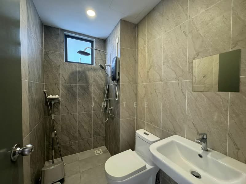 Kondominium untuk Disewa di The Herz - JH Tee - Bathroom - PropertyGuru.com.my