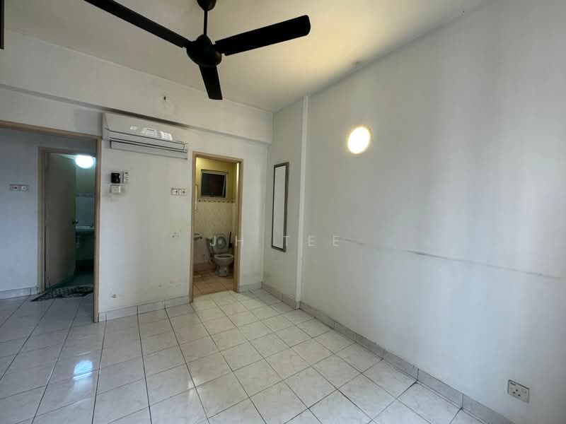 Kondominium untuk Dijual di Pelangi Damansara - JH Tee - Bathroom - PropertyGuru.com.my