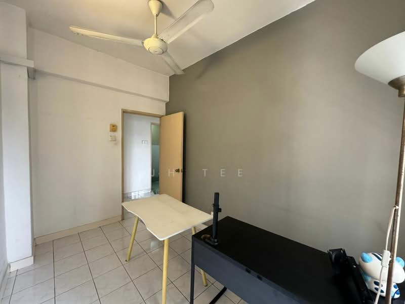 Kondominium untuk Dijual di Pelangi Damansara - JH Tee - Study - PropertyGuru.com.my