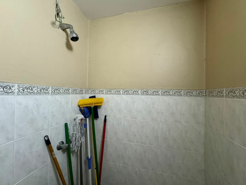 Kondominium untuk Dijual di Pelangi Damansara - JH Tee - Bathroom - PropertyGuru.com.my