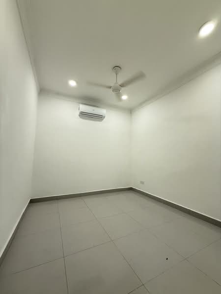 2.5-storey Terraced House for Rent in Taman Desa (Kuala Lumpur) - CY Low - Interior - PropertyGuru.com.my