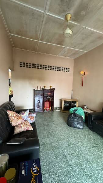 1-storey Terraced House for Sale in Taman Ehsan (Kepong) - Lydia Loo - Living Room - PropertyGuru.com.my