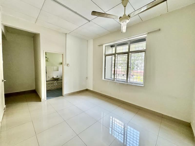2-storey Terraced House for Sale in Kelana Jaya (Petaling Jaya) - Amzar Faiz - Interior - PropertyGuru.com.my