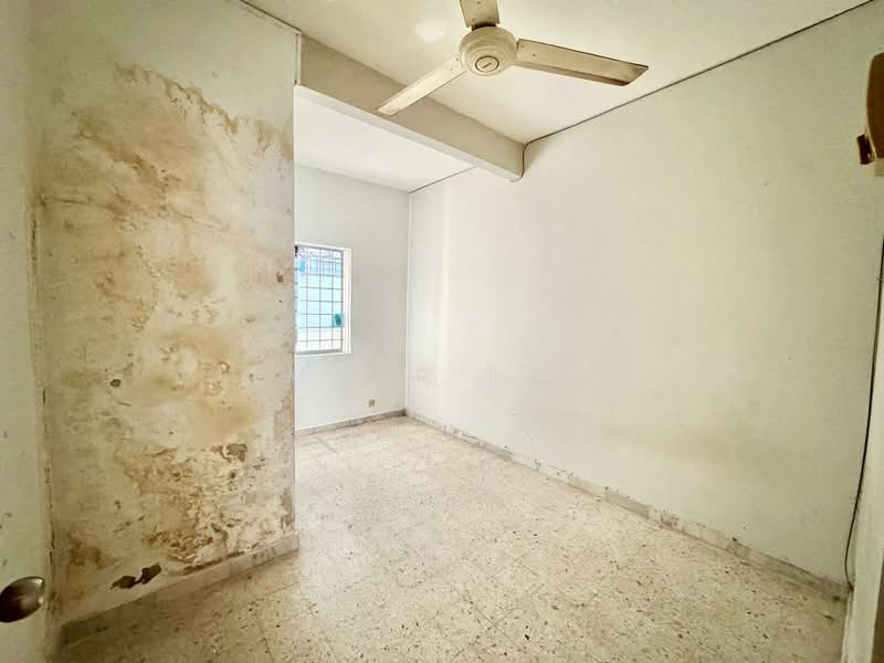 2-storey Terraced House for Sale in Kelana Jaya (Petaling Jaya) - Amzar Faiz - Interior - PropertyGuru.com.my