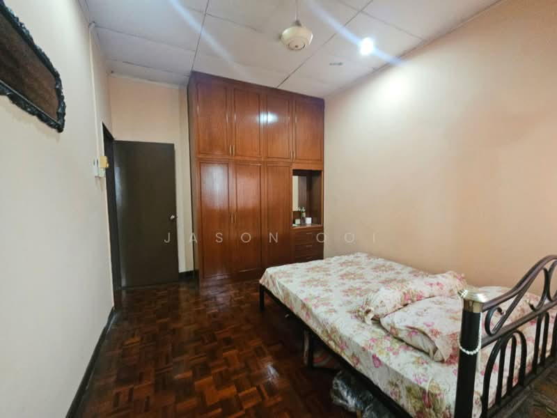 2-storey Terraced House for Sale in Usj 11 (Subang Jaya) - Jason Ooi - Bedroom - PropertyGuru.com.my