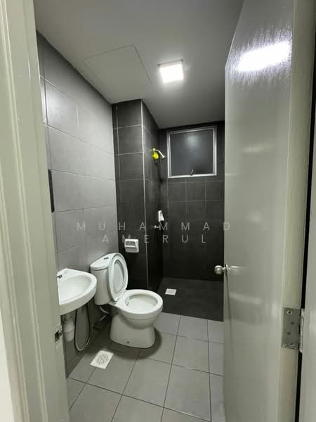 Apartment for Rent at Vista Hijauan - Muhammad Amerul - Bathroom - PropertyGuru.com.my