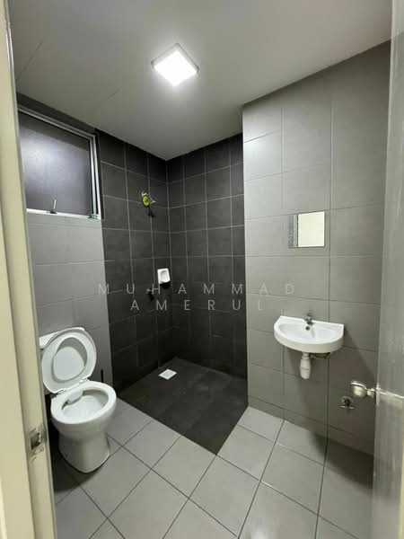 Apartment for Rent at Vista Hijauan - Muhammad Amerul - Bathroom - PropertyGuru.com.my