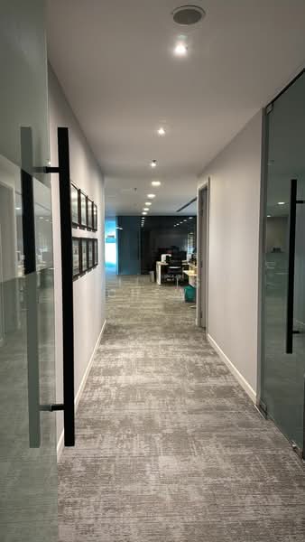 Office for Rent in KL Eco City (Kuala Lumpur) - Willis Chew - Corridor - PropertyGuru.com.my