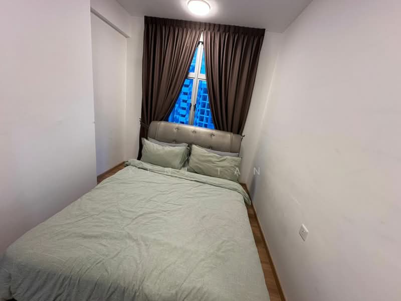 Servis Apartment untuk Disewa di Midas @ Seri Alam - Kent Tan - Bedroom - PropertyGuru.com.my