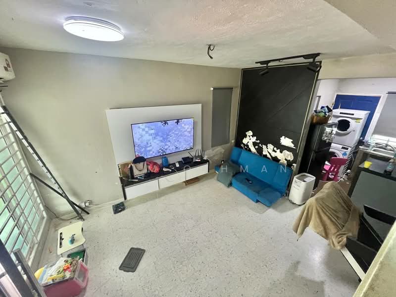 2-storey Terraced House for Sale in Seksyen 17 (Shah Alam) - Azim Othman - Living Room - PropertyGuru.com.my