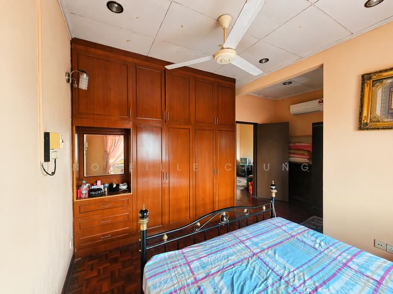 Rumah Teres 2 Tingkat untuk Dijual di Usj 11 (Subang Jaya) - Nobeille Chung - Bedroom - PropertyGuru.com.my