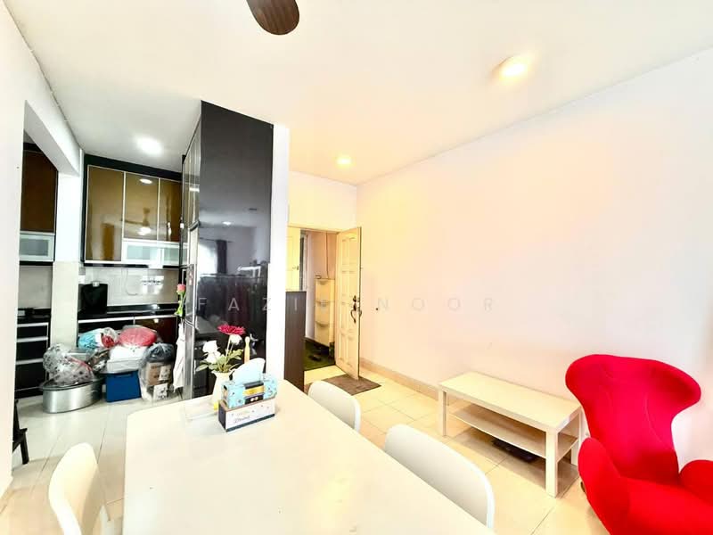 Kondominium untuk Dijual di Kristal Heights - Fazie Noor - Kitchen - PropertyGuru.com.my