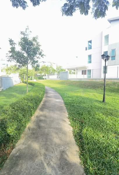 Rumah Berkembar untuk Dijual di Taman Molek (Johor Bahru) - Jayden Ng - Exterior - PropertyGuru.com.my