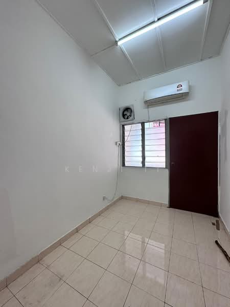 Rumah Teres 2 Tingkat untuk Disewa di Taman Bukit Desa (Kepong) - Kenji Ti - Interior - PropertyGuru.com.my