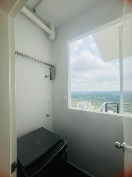 Servis Apartment untuk Disewa di Mesahill - Kayden Siah - Balcony - PropertyGuru.com.my