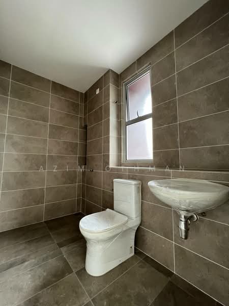 2-storey Terraced House for Sale in Bandar Rimbayu (Telok Panglima Garang) - Azim Othman - Bathroom - PropertyGuru.com.my