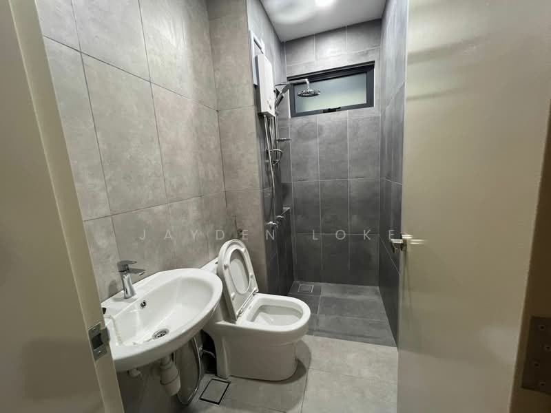 Servis Apartment untuk Disewa di The Harmony - Jayden Loke - Bathroom - PropertyGuru.com.my