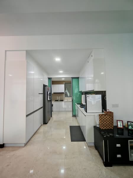Condominium for Sale at Hampshire Residences - PooChin Ang - Kitchen - PropertyGuru.com.my