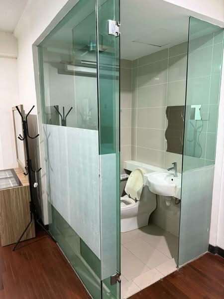 Servis Apartment untuk Disewa di The Scott Garden SOHO - Alex Ang - Bathroom - PropertyGuru.com.my