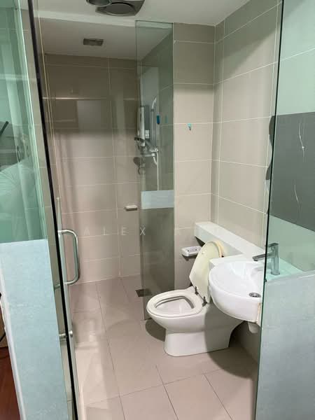 Servis Apartment untuk Disewa di The Scott Garden SOHO - Alex Ang - Bathroom - PropertyGuru.com.my