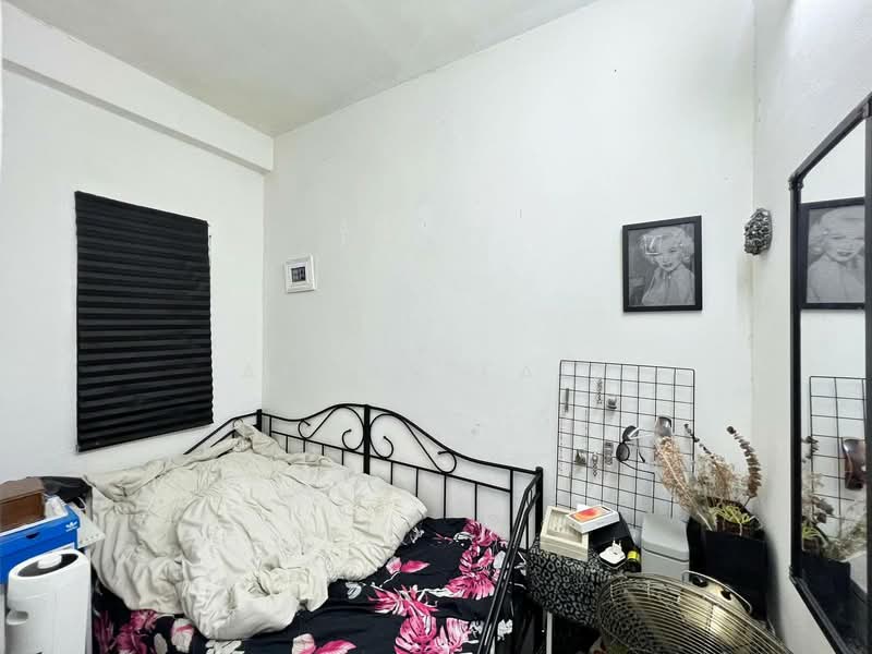 Pangsapuri untuk Dijual di Cendana Apartment - Amzar Faiz - Bedroom - PropertyGuru.com.my