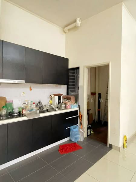 Pangsapuri untuk Dijual di Impian Senibong Residences - Chris Liew - Kitchen - PropertyGuru.com.my
