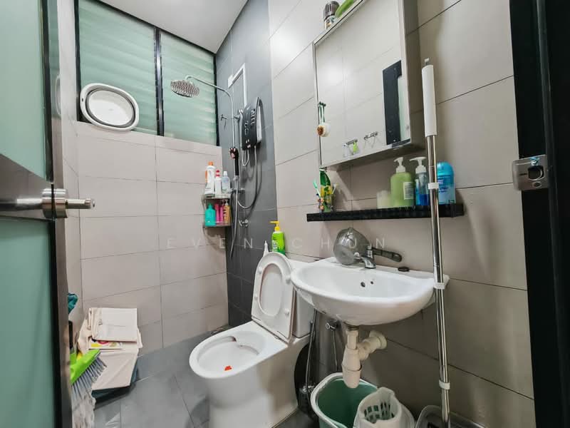 2-storey Terraced House for Sale in Bandar Seri Alam (Masai) - Even Chun - Bathroom - PropertyGuru.com.my