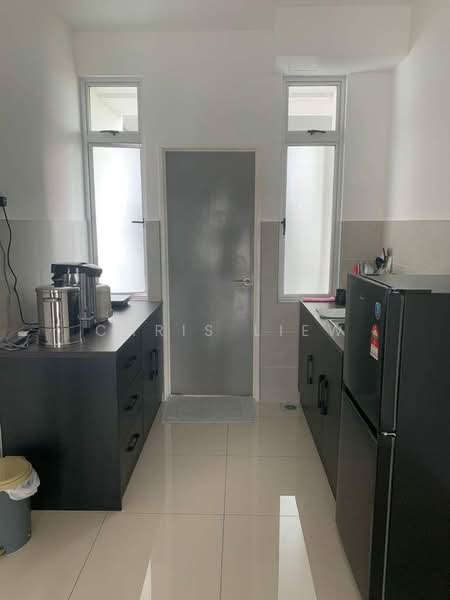 Pangsapuri untuk Dijual di D’Lagoon Luxury Development By The Lake - Chris Liew - Kitchen - PropertyGuru.com.my