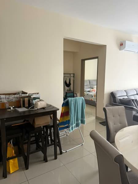 Servis Apartment untuk Disewa di Platinum Lake PV 21 - Ming Ju Li - Living Room - PropertyGuru.com.my