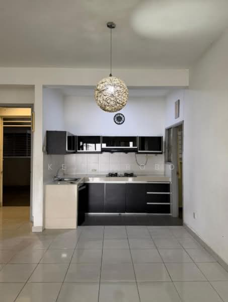 Condominium for Sale at Ameera Residence - Keith Bobo - Kitchen - PropertyGuru.com.my