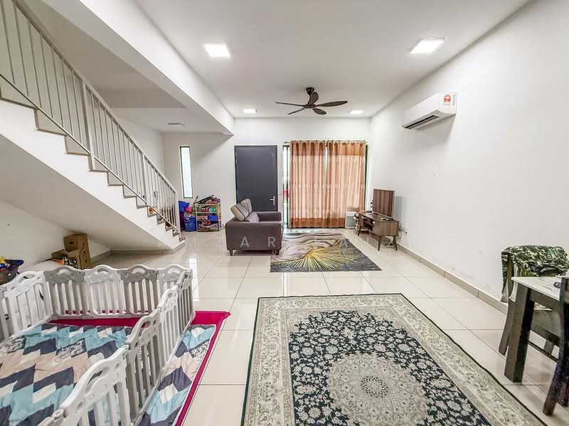 2-storey Terraced House for Sale in Bandar Bukit Raja (Klang) - Amzar Faiz - Living Room - PropertyGuru.com.my