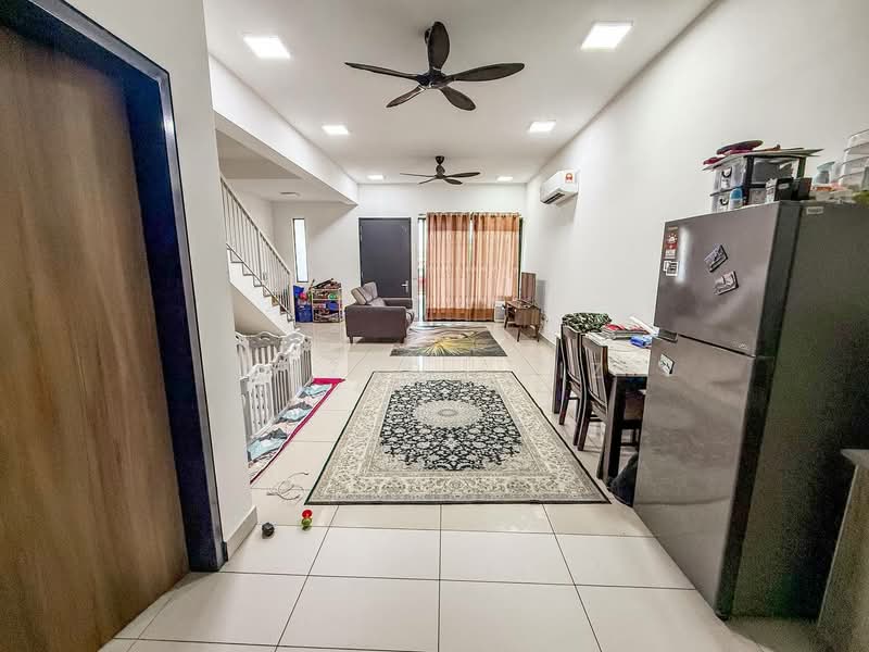 2-storey Terraced House for Sale in Bandar Bukit Raja (Klang) - Amzar Faiz - Interior - PropertyGuru.com.my