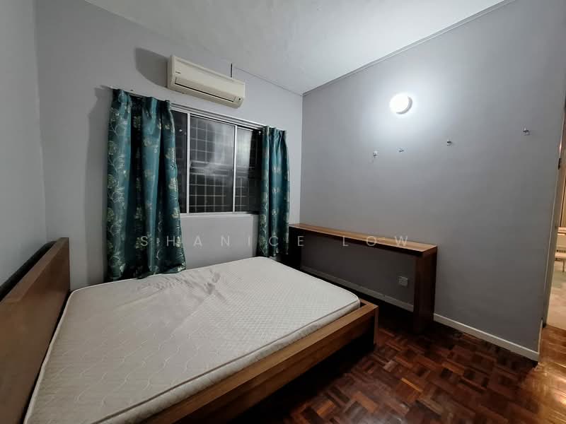 Apartment for Sale at Lily & Rose - Shanice Low - Bedroom - PropertyGuru.com.my