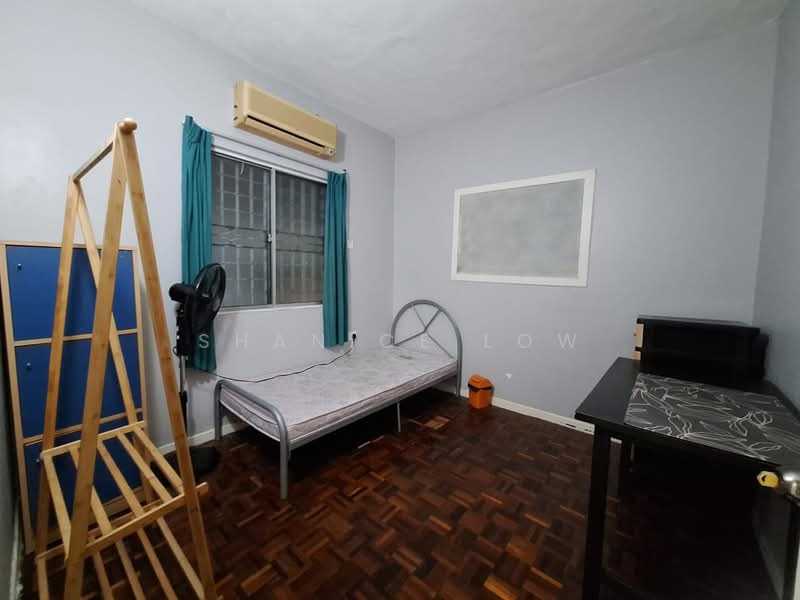 Apartment for Sale at Lily & Rose - Shanice Low - Bedroom - PropertyGuru.com.my