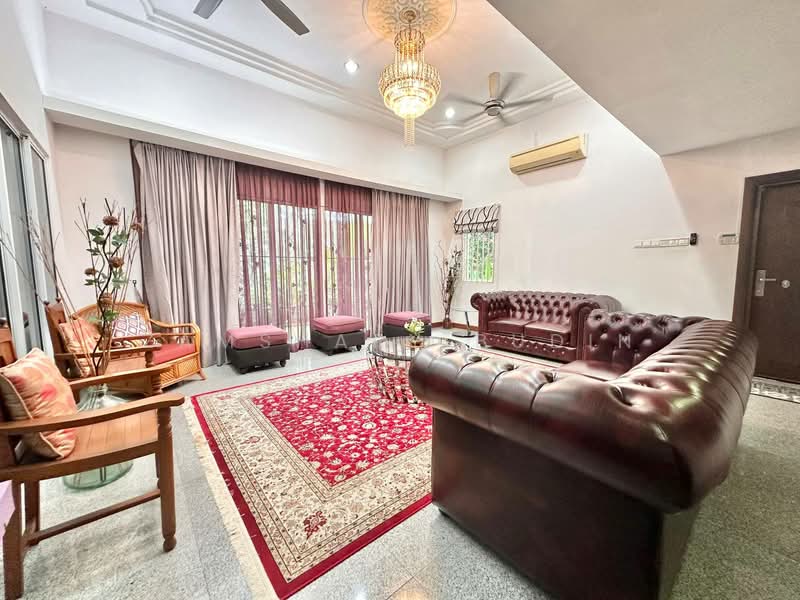 Bungalow for Sale in Taman Bangi Villa (Bangi) - Zamshary Budin - Living Room - PropertyGuru.com.my