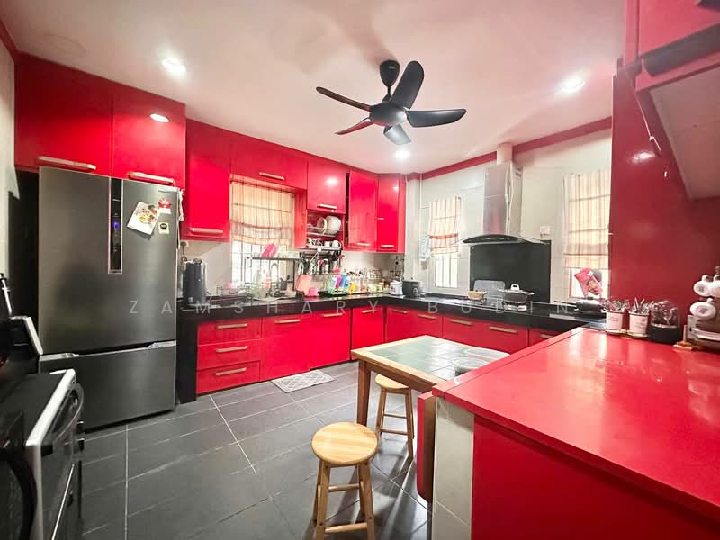 Bungalow for Sale in Taman Bangi Villa (Bangi) - Zamshary Budin - Kitchen - PropertyGuru.com.my